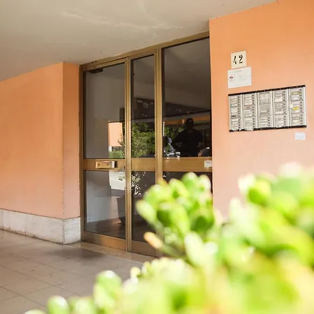 Free Parking & Wi-fi 5 Min To Hospital Cisanello 피사