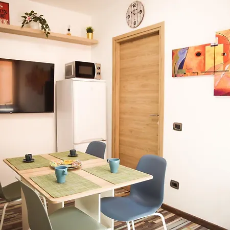 Free Parking & Wi-fi 5 Min To Hospital Cisanello